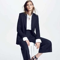 Hawes & Curtis: Get up to 50% OFF on Women's Wear