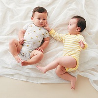 Uniqlo: Get up to 20% OFF on Baby Clothing