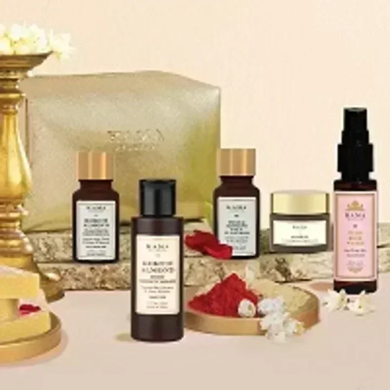 FREE Gift Sets with Orders over ₹ 4000
