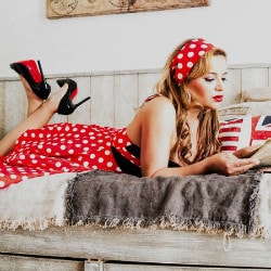 Scarlet Darkness: Up to 40% OFF on Selected Dresses