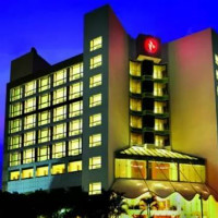Groupon: Get 50% off Weekend stay for 2 in a Standard Deluxe Room with Choice of Meals at Ramada Navi Mumbai