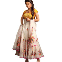 Voonik: Upto 75% OFF on Fresh Ethnic Collection Orders