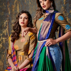AuraStudio: Flat ₹ 1,000 OFF on 2+ Women's Monsoon Styles !
